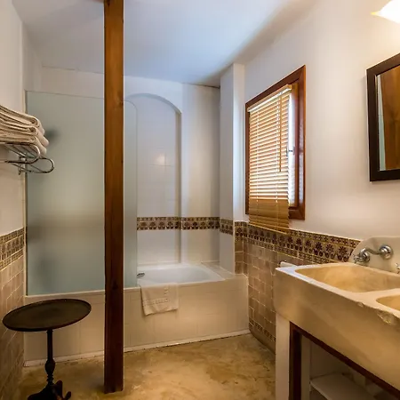 Boutique La Del Angel Hotel 3*